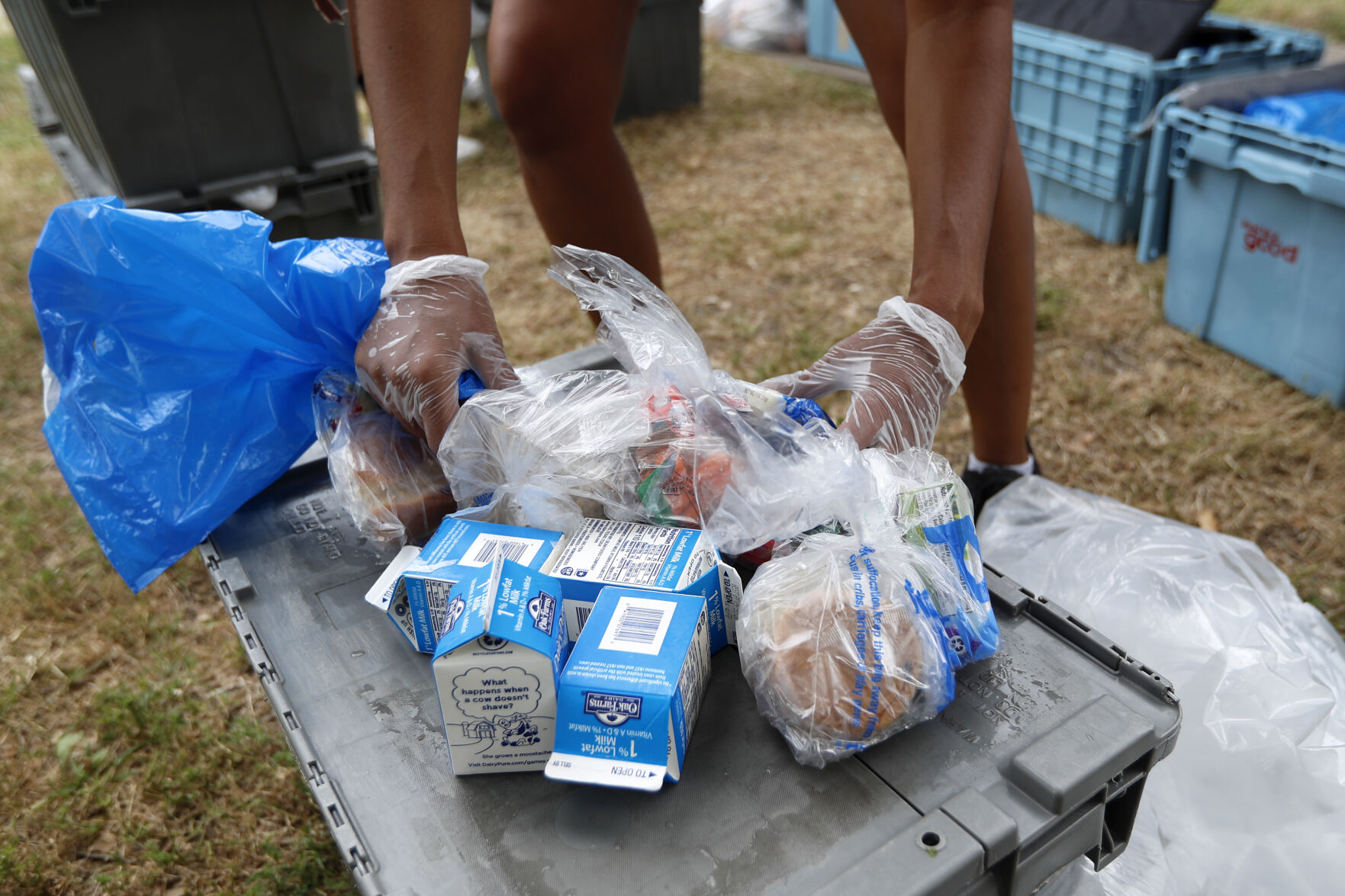 Hand out snack bags
